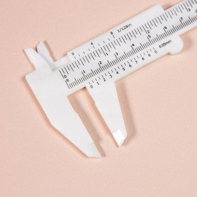 Eyebrow Caliper